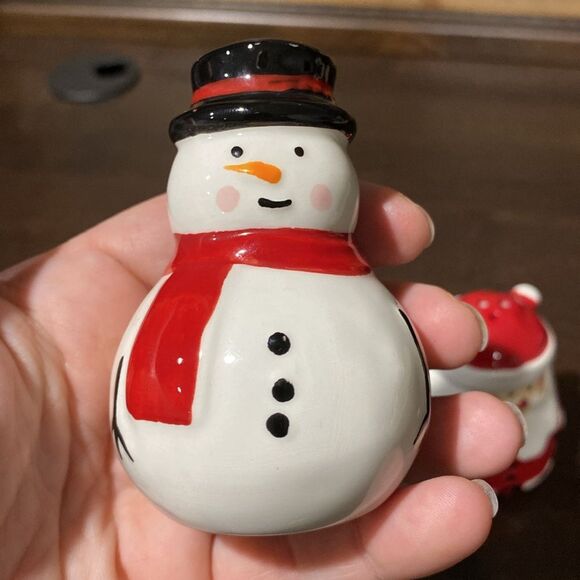 Santa & Snowman Christmas Salt & Pepper Shaker Set - Picture 8 of 10